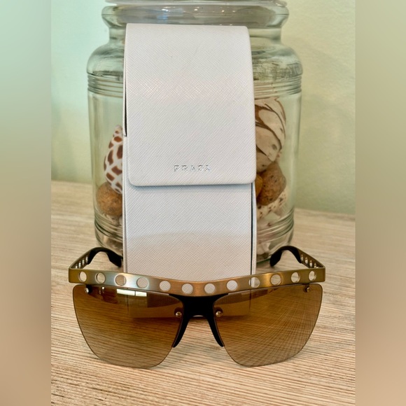 Prada Sunglasses with Case - Picture 3 of 9
